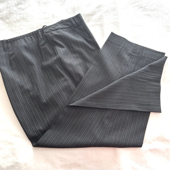 Talbots Pants Charcoal Grey Cream Pin Stripe Wool Classic Plus size 18 W Petite - Picture 14 of 15